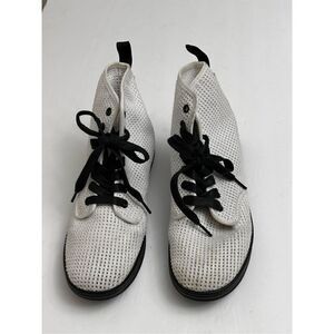 Dr Martens Shoreditch Boots